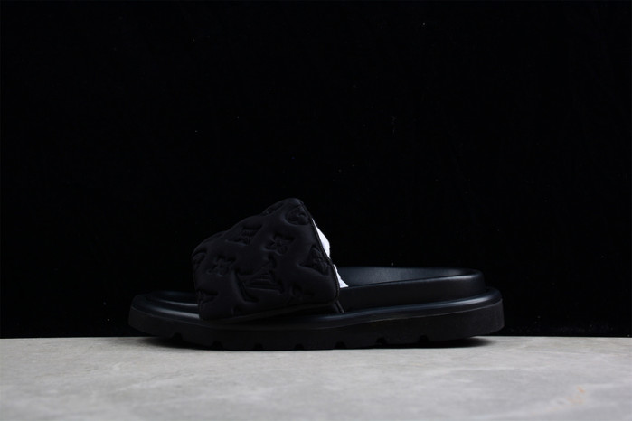 1*V SLIPPERS 11V0107-063