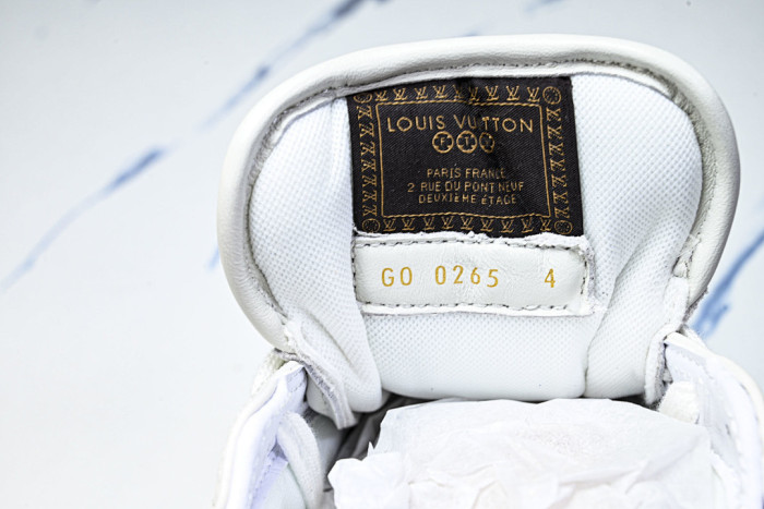 1V SHOES 1V0425-563