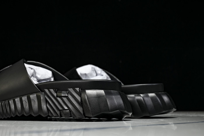 He*mes Slide CU526-2178