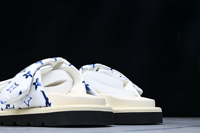1*V SLIPPERS 11V0107-113