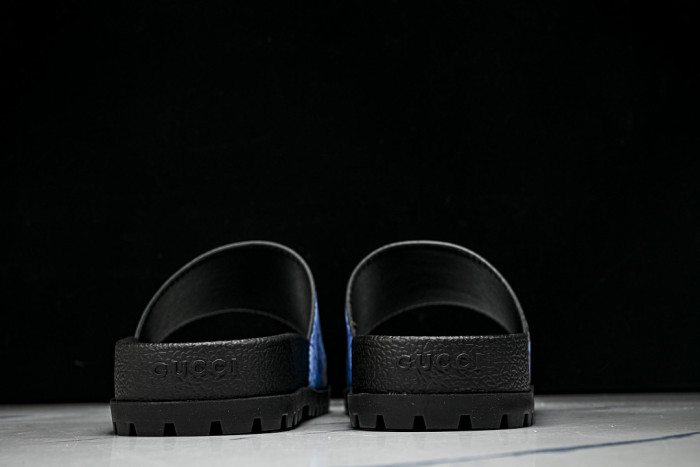 Gv*c SLIPPERS GU568-134