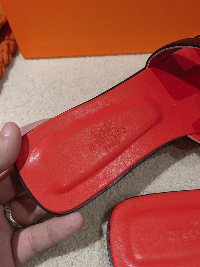 He*mes Slide CU526-2136