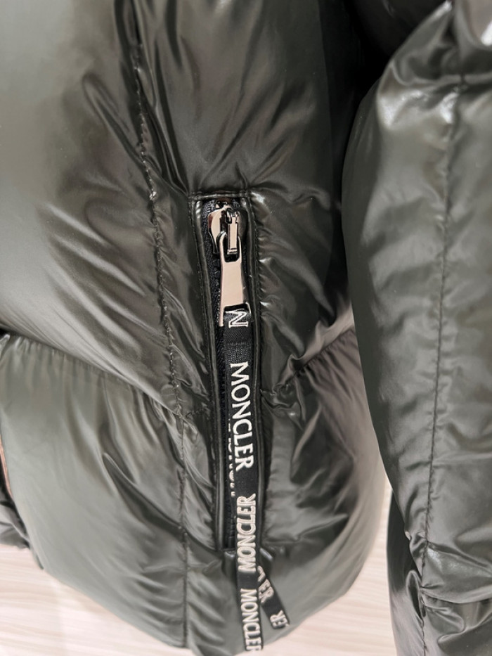 m0ncle mon0926-083