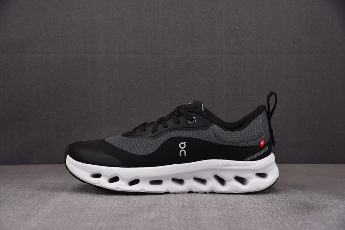L0EWE SNEAKERS T0425-082