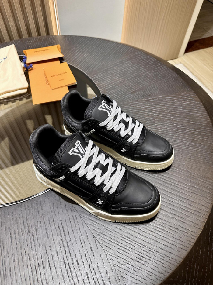 1V SNEAKERS 1V0425-174