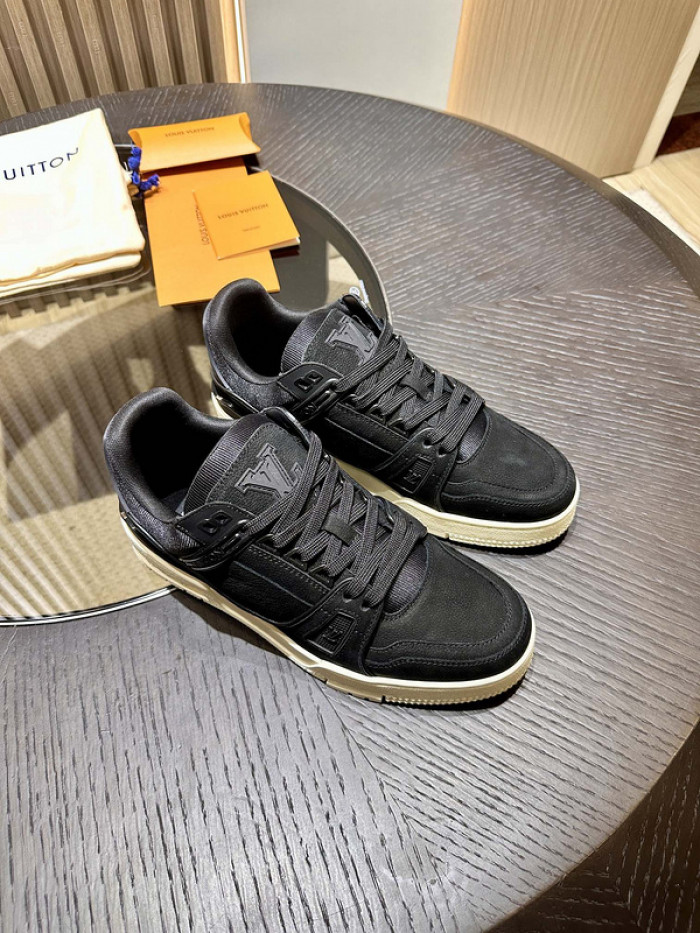 1V SNEAKERS 1V0425-176