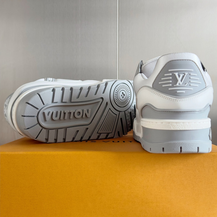 1V SNEAKERS 1V0425-207