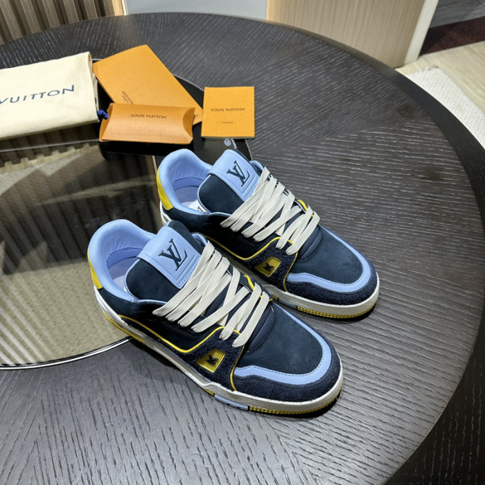 1V SNEAKERS 1V0425-158