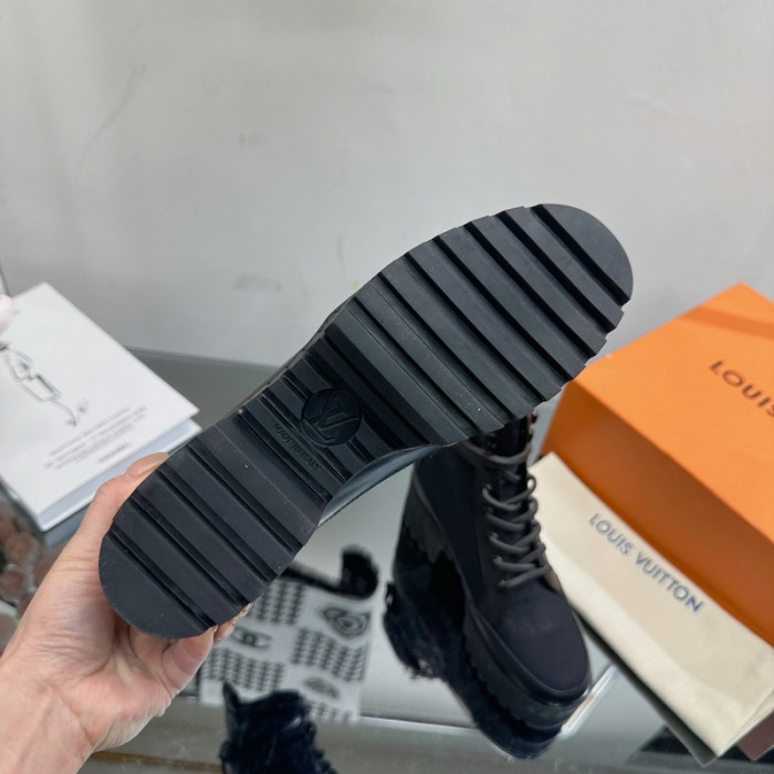 1V SNEAKERS 1V0425-218
