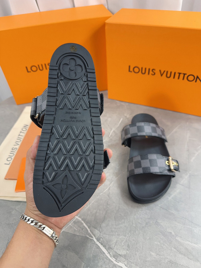 1*V SLIPPERS 11V0107-042