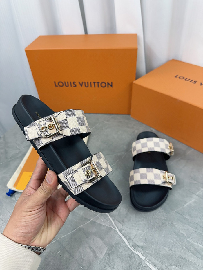1*V SLIPPERS 11V0107-045