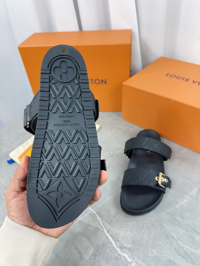 1*V SLIPPERS 11V0107-050