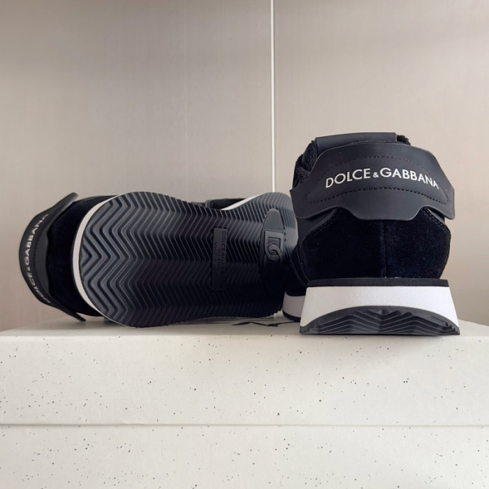 D.G. Sneakers DG210-227