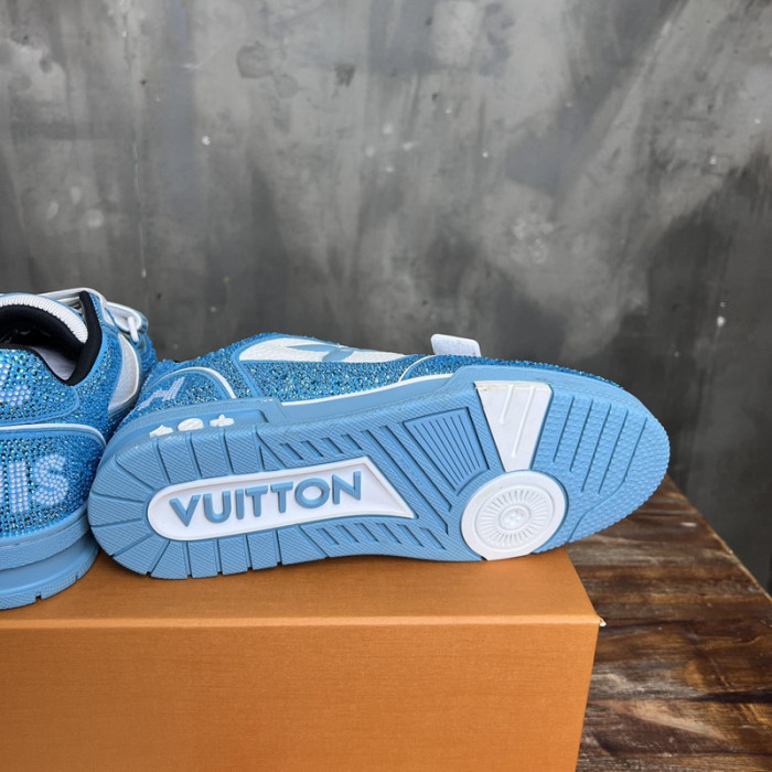 1V SNEAKERS 1V0425-222
