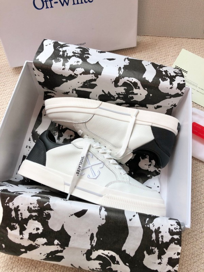 SNEAKER VU-012