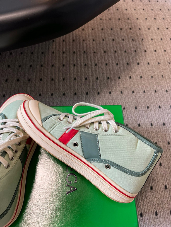 B0TTEGA Ven*ta SNEAKER BV582-103