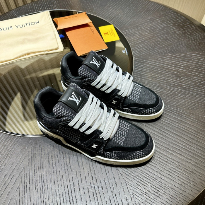 1V SNEAKERS 1V0425-271