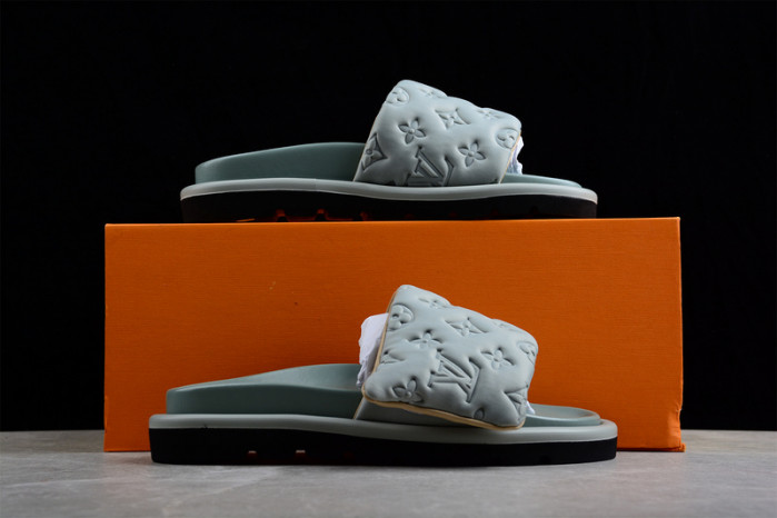 1*V SLIPPERS 11V0107-062