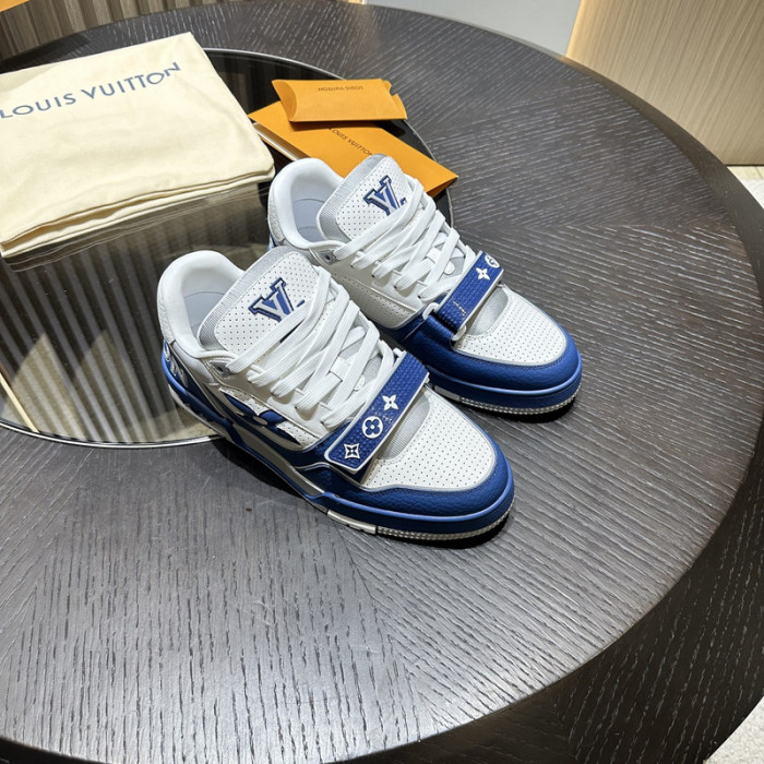 1V SNEAKERS 1V0425-277