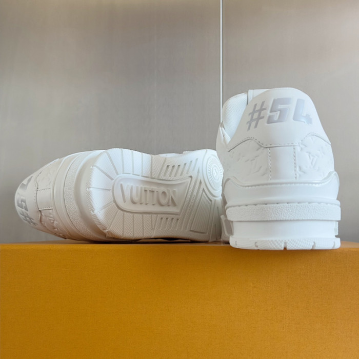 1V SNEAKERS 1V0425-214