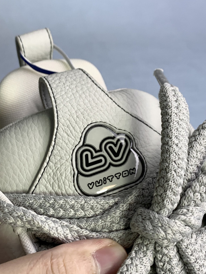1V SNEAKERS 1V0425-010