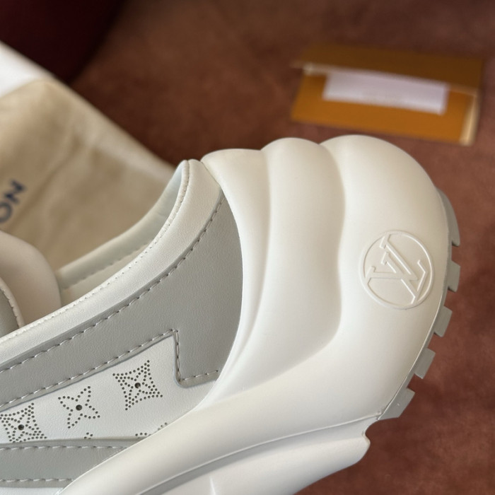 1V SNEAKERS 1V0425-303