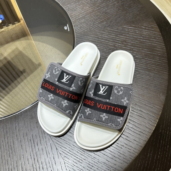 1*V SLIPPERS 11V0107-079