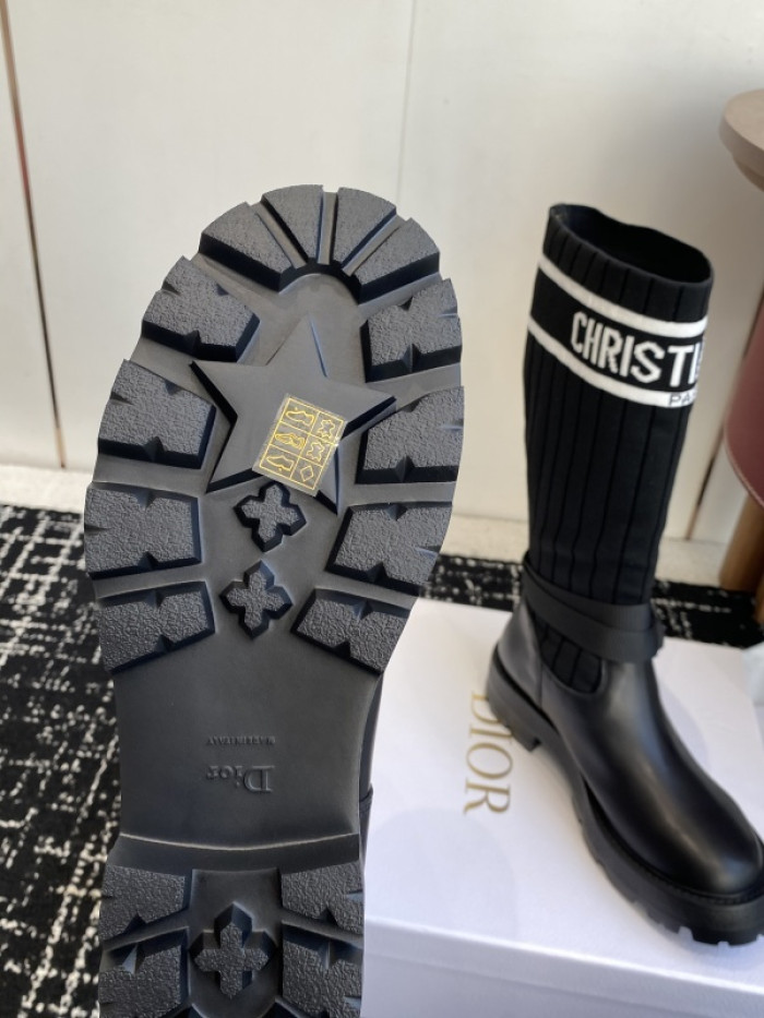 D10R BOOTS D897-180