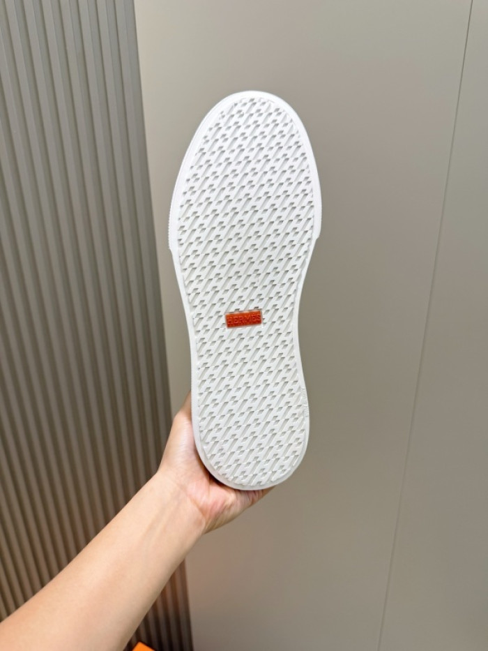 HER*MES SNEAKER HM1028-136