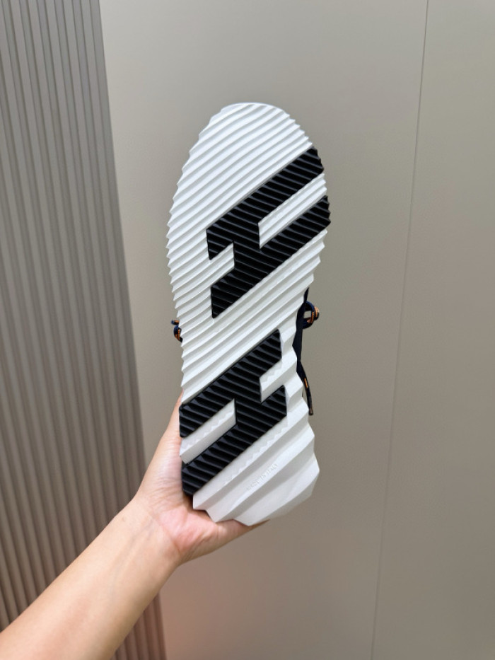 HER*MES SNEAKER HM1028-146