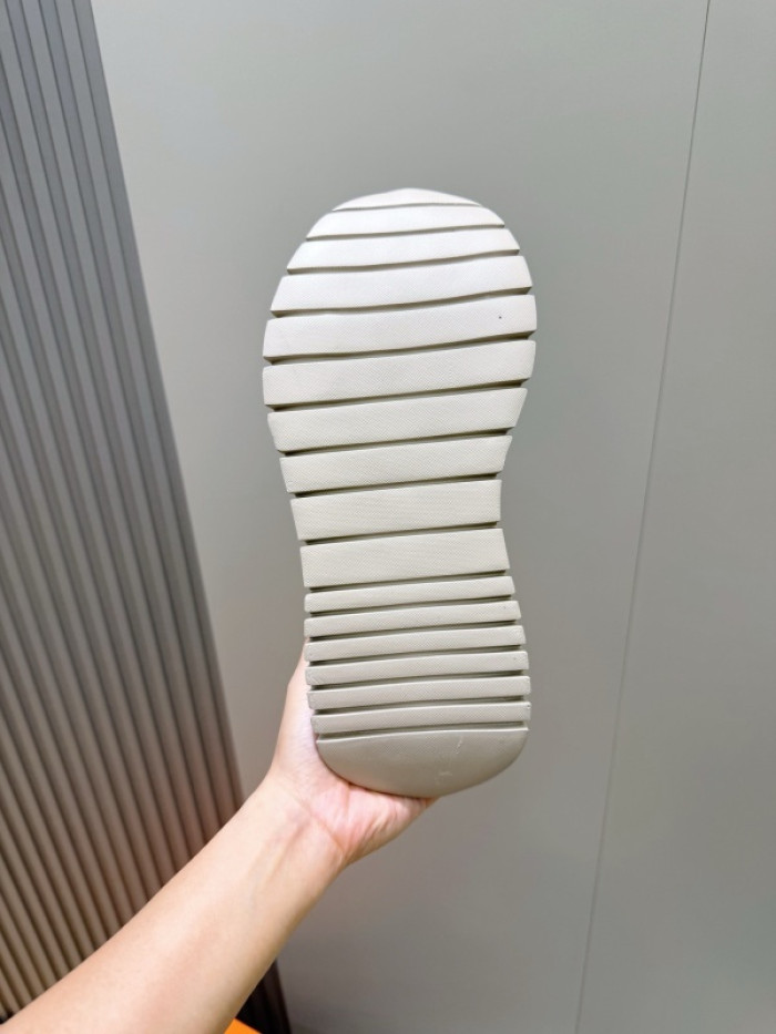 HER*MES SNEAKER HM1028-151