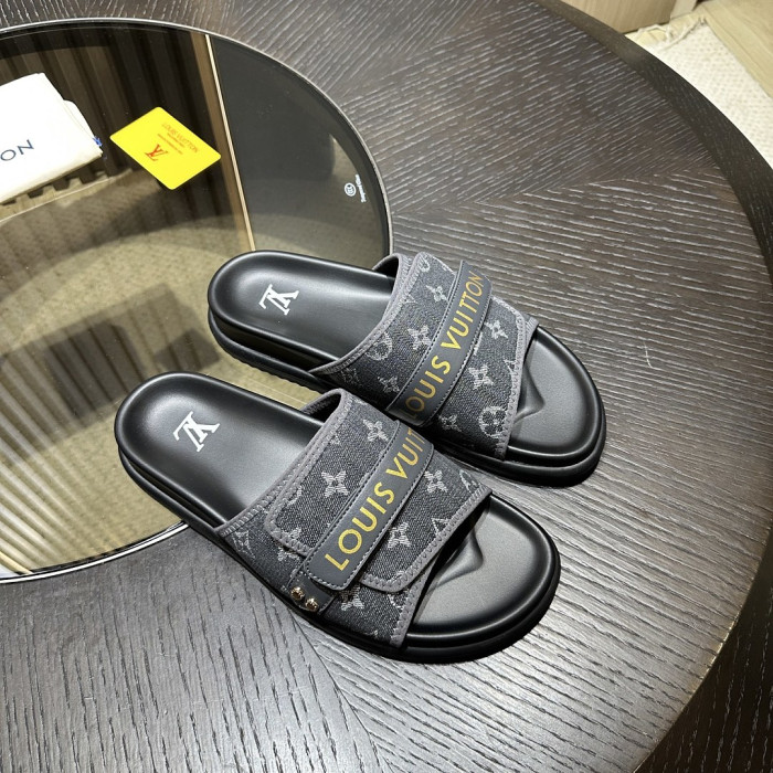 1*V SLIPPERS 11V0107-119