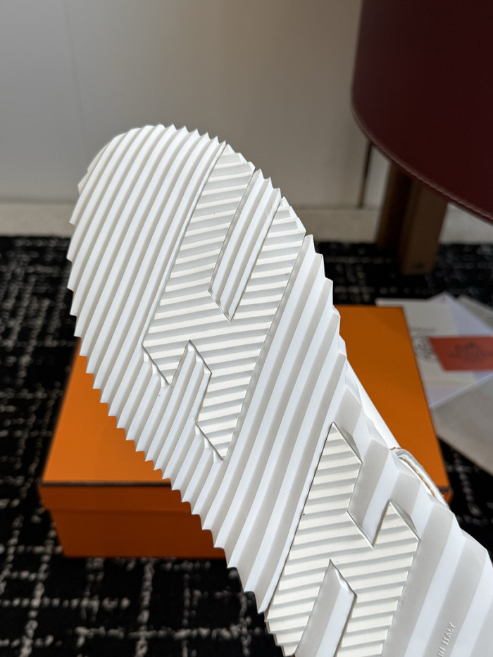 HER*MES SNEAKER HM1028-213