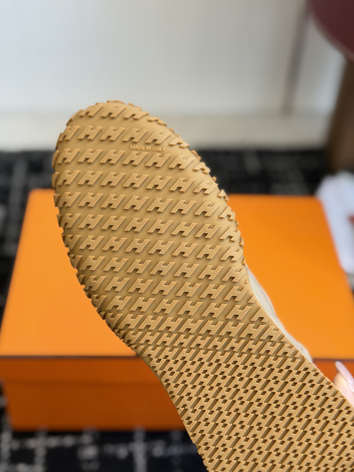 HER*MES SNEAKER HM1028-224