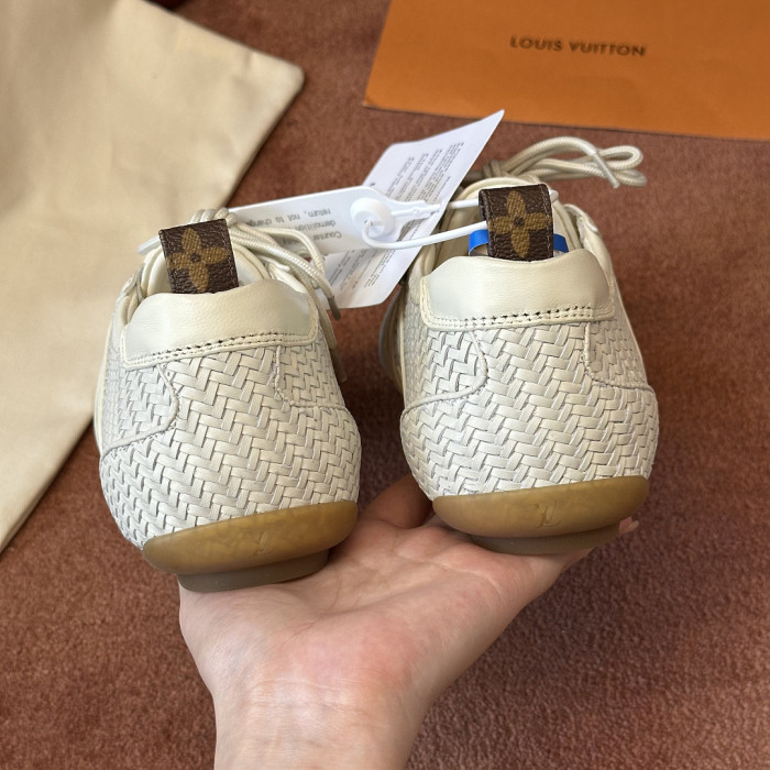 1V SHOES 1VS950