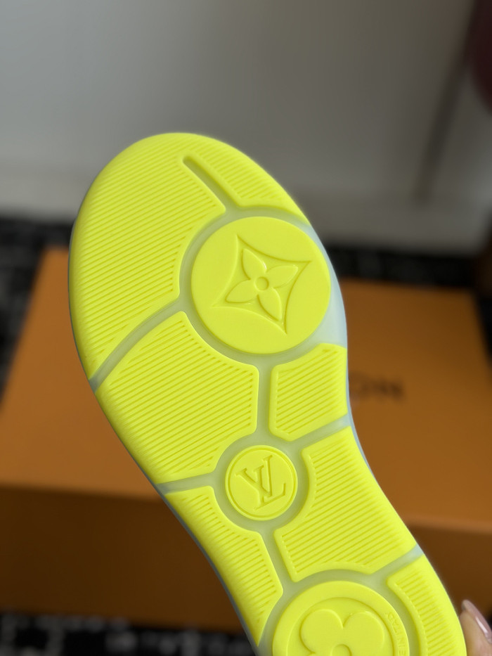 1V SHOES 1VS77