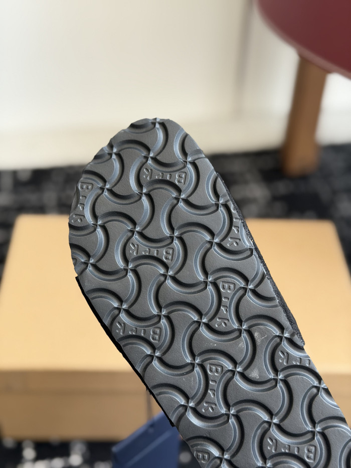 1*V SLIPPERS 11V0107-138
