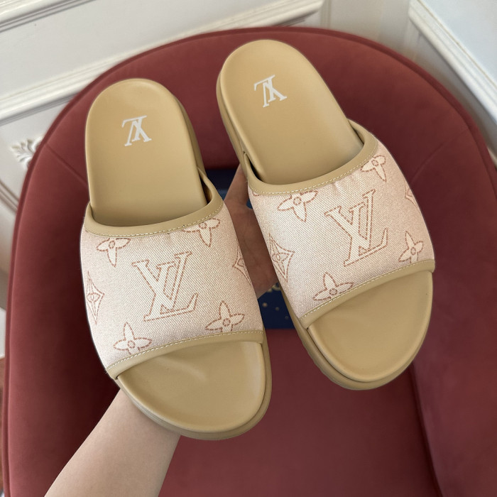 1*V SLIPPERS 11V0107-141