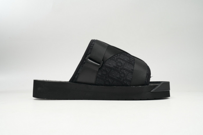 D*or slippers