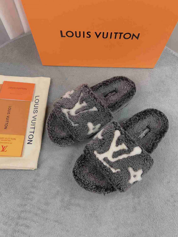1*V SLIPPERS 11V0107-007
