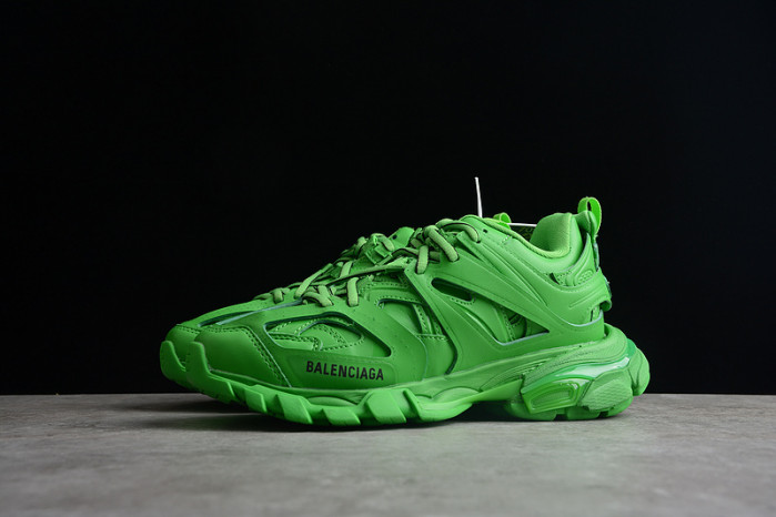 blcg track trainer green w2lb1 3951