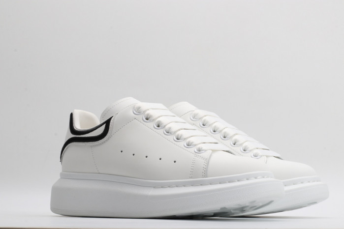 A1exa*der Mcqv*en SNEAKERS MC5563-061