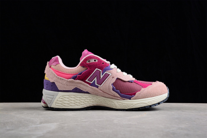new balance 2002r 