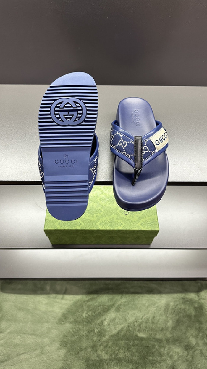 GUC* SLIPPERS DR258-079