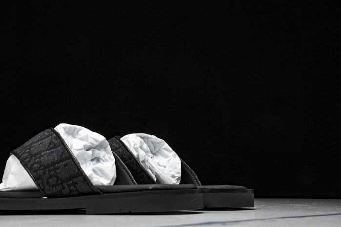 D10r SLIPPERS DS258-076