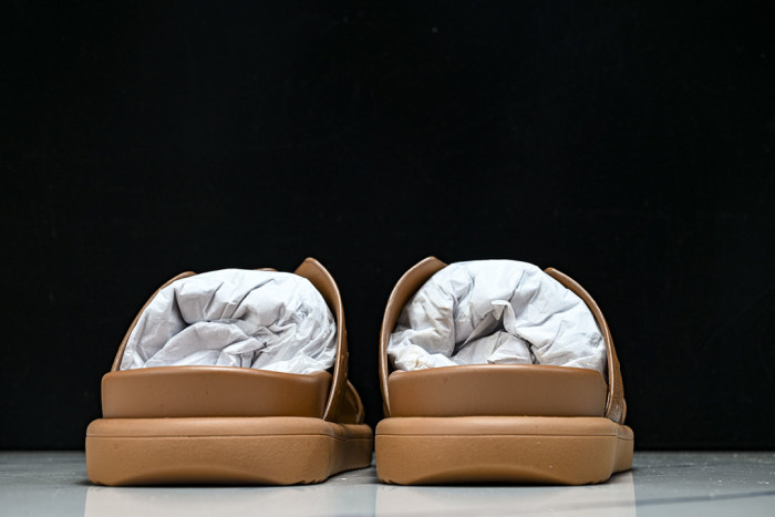 1*V SLIPPERS 11V0107-109