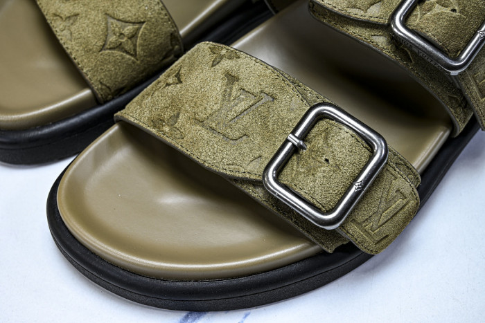 1*V SLIPPERS 11V0107-121