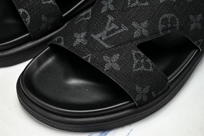 1*V SLIPPERS 11V0107-123