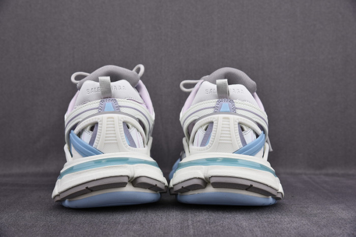 blcg track.2 white light blue 568615-w2gn3-9045