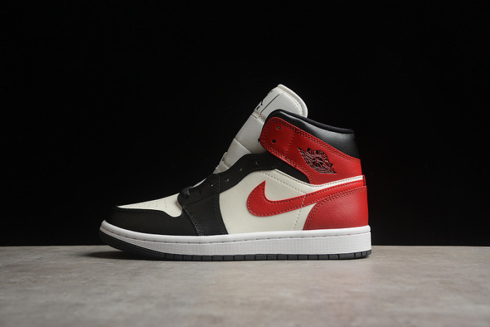 air jordan 1 mid ''black toe'' bq6472-160